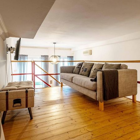 One Bedroom Apartment With Terrace Near Duomo Milán Exterior foto